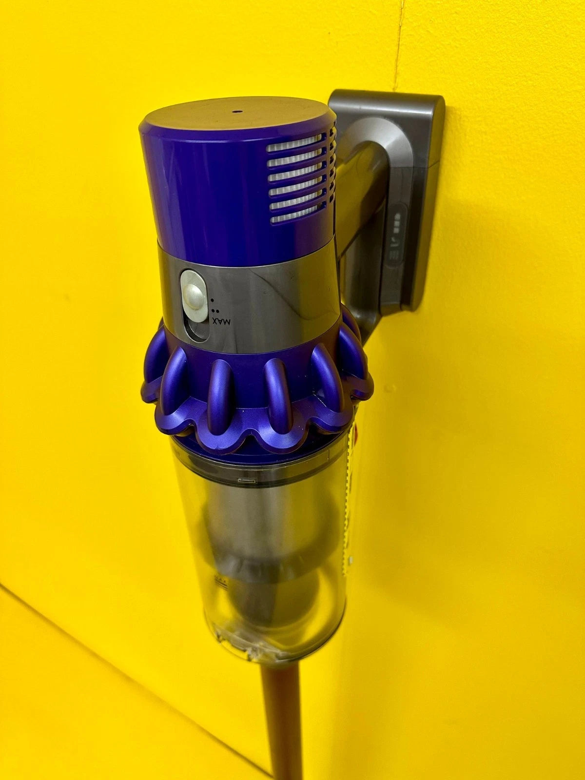 Dyson V10 Purple Animal Pet Cordless Stick Handheld Vacuum Cleaner Multi Floor Renewed
